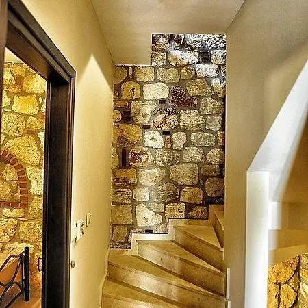 Vila Zachariou Stone Villas *