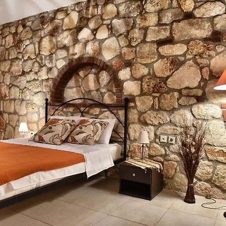 Vila Zachariou Stone Villas