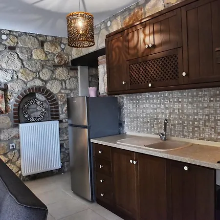 Zachariou Stone Villas Psakoudia