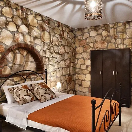 Stone Villas Psakoudia